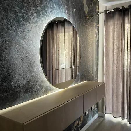 Lovely New Near Tirana's Artificial Apartamento *