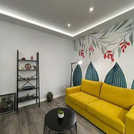 Appartamento Lovely New Near Tirana's Artificial Tirana