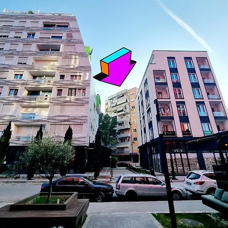 Lovely New Near Tirana's Artificial Apartamento Tirana