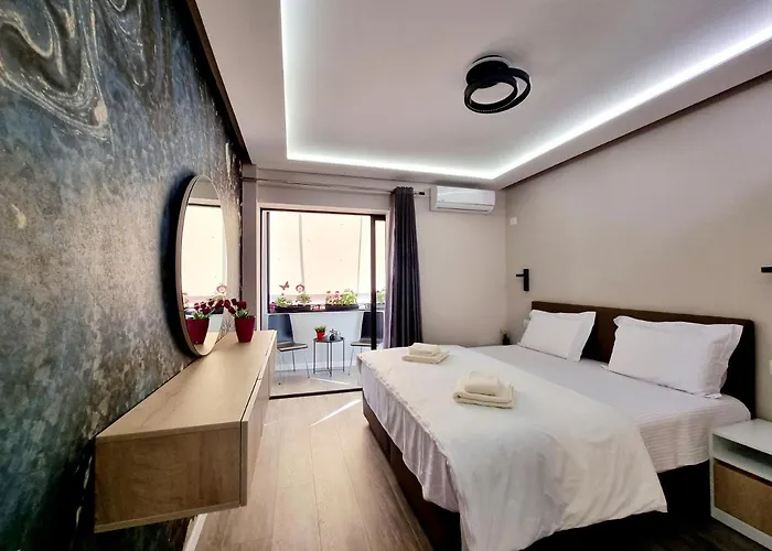 公寓 Lovely New Near Tirana's Artificial